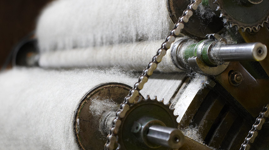Industrial wool aligning machine